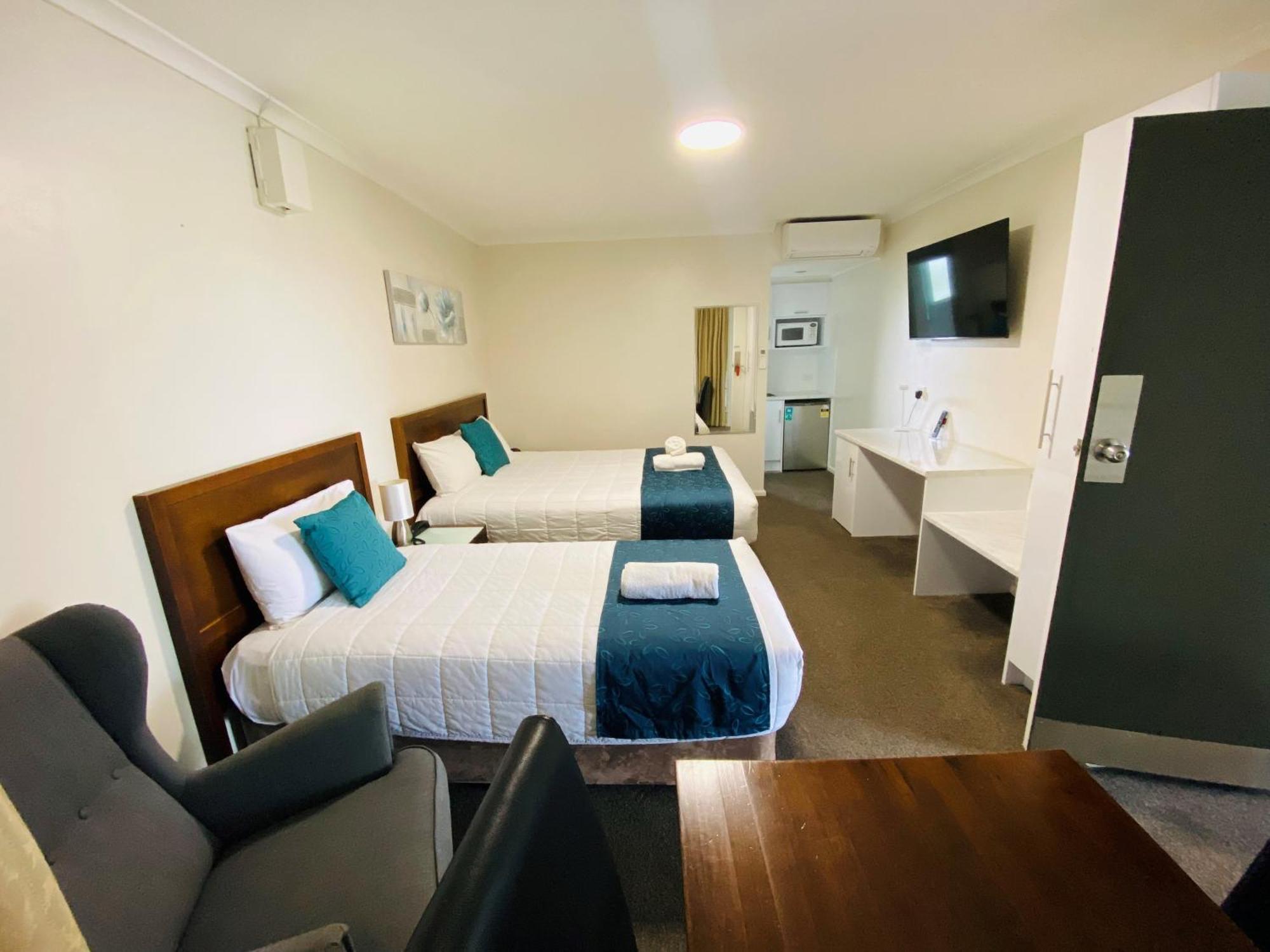 Colonial Lodge Motor Inn ヤス エクステリア 写真