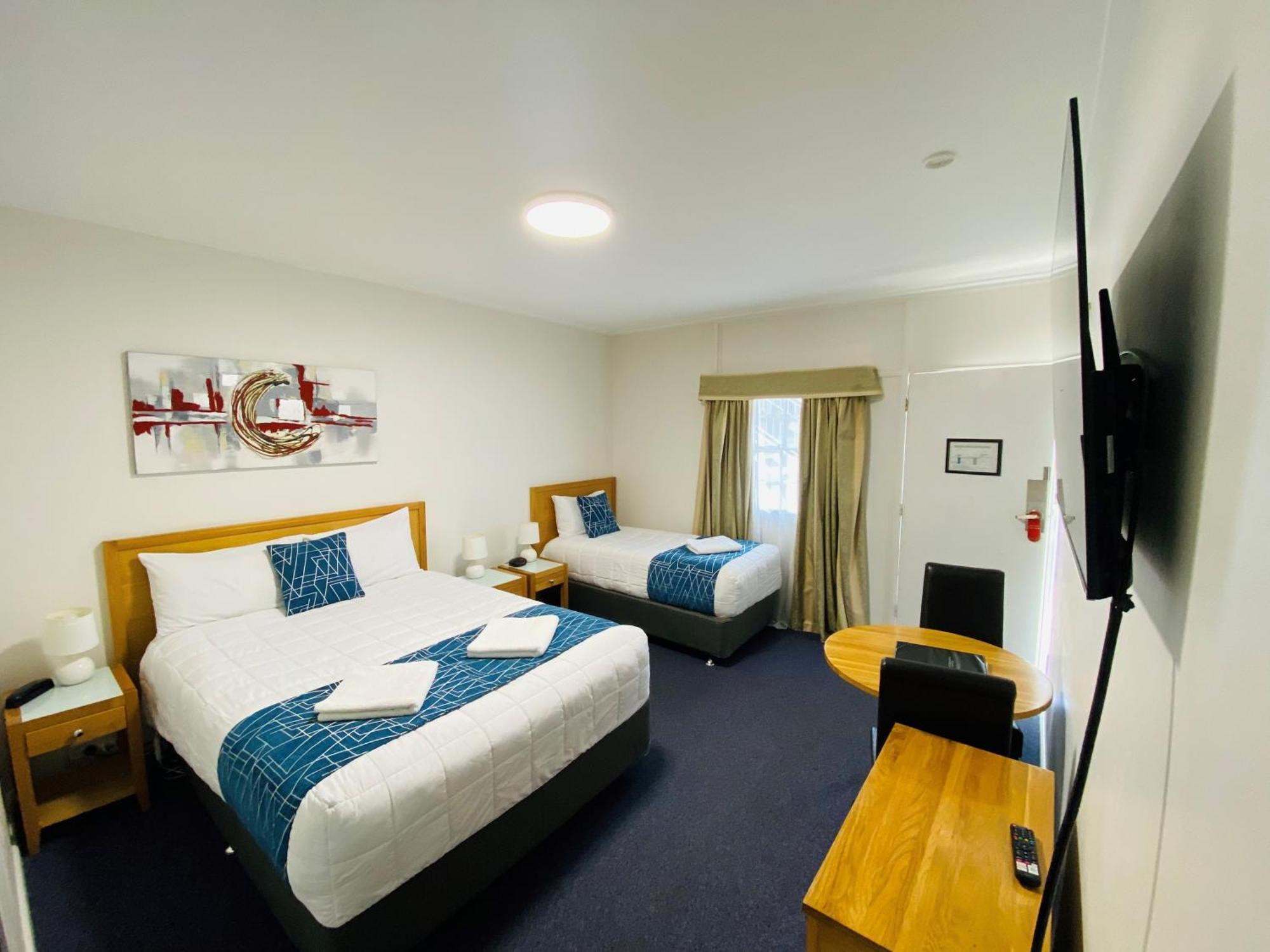 Colonial Lodge Motor Inn ヤス エクステリア 写真